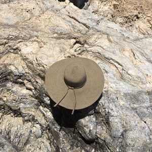 Large woven floppy sun hat